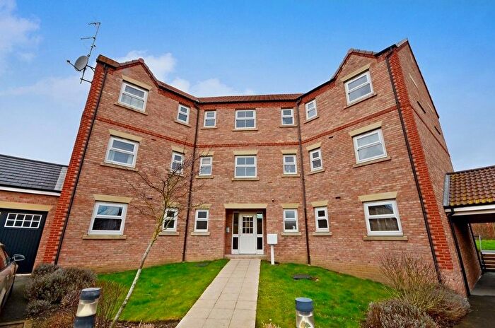 2 Bedroom Flat To Rent In Moorland Road, Sherburn In Elmet, LS25