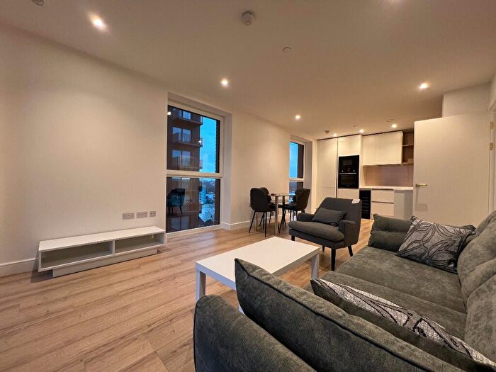 2 Bedroom Flat To Rent In Waterview House, Quay Walk, Wembley, Middlesex, HA0