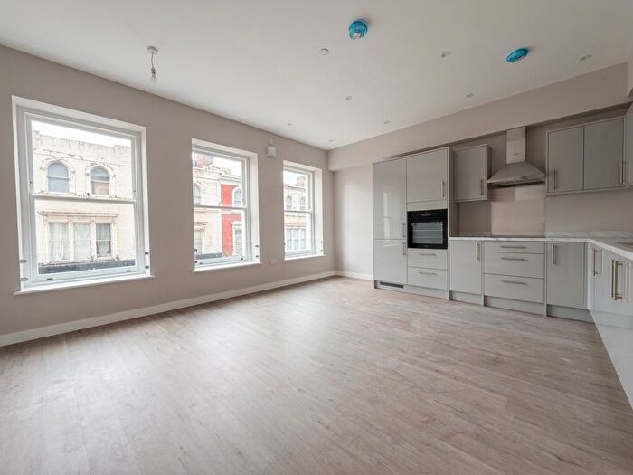 1 Bedroom Flat To Rent In Sutton Court Road, Sutton, SM1