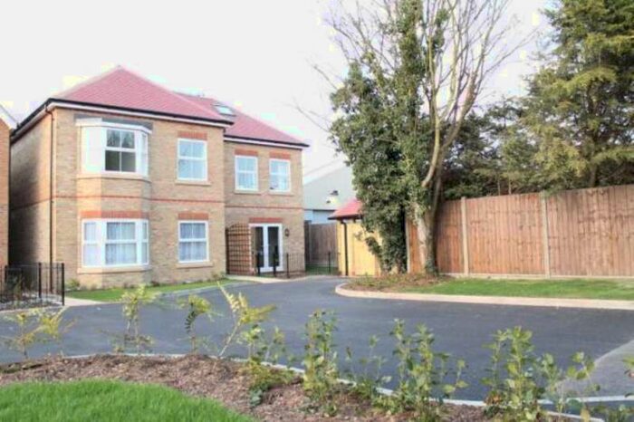 2 Bedroom Apartment To Rent In Latchmere Place, Ashford, Middlesex, TW15