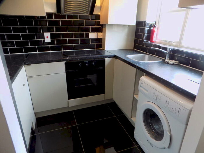 2 Bedroom Terraced House To Rent In Floathaven Close, London, SE28