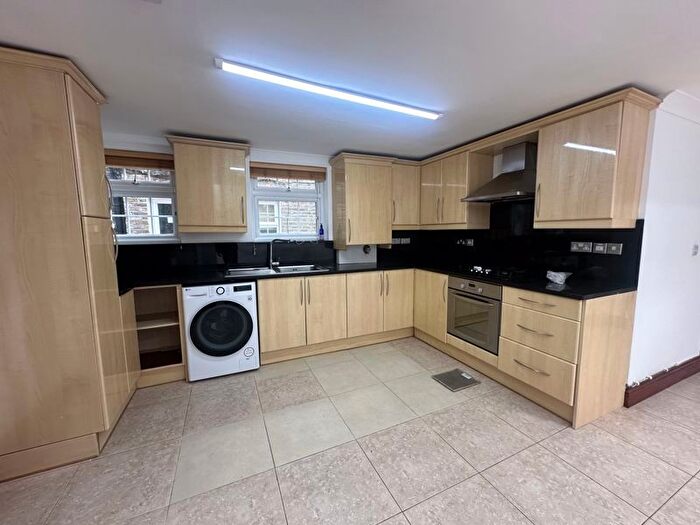 1 Bedroom Property To Rent In Eccleston Road, Ealing, W13