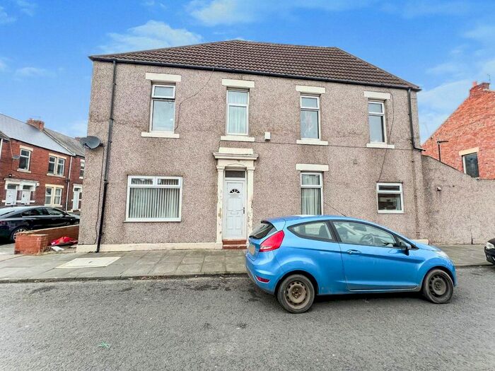3 Bedroom Terraced House For Sale In West Percy Road, North Shields, NE29