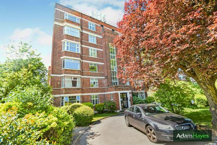 2 Bedroom Apartment To Rent In Colney Hatch Lane, Muswell Hill, N10