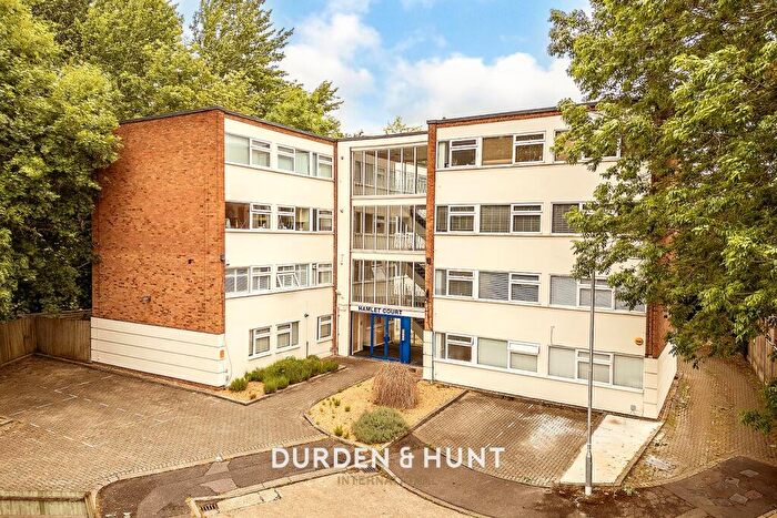 2 Bedroom Apartment For Sale In Leonard Way, Brentwood, CM14