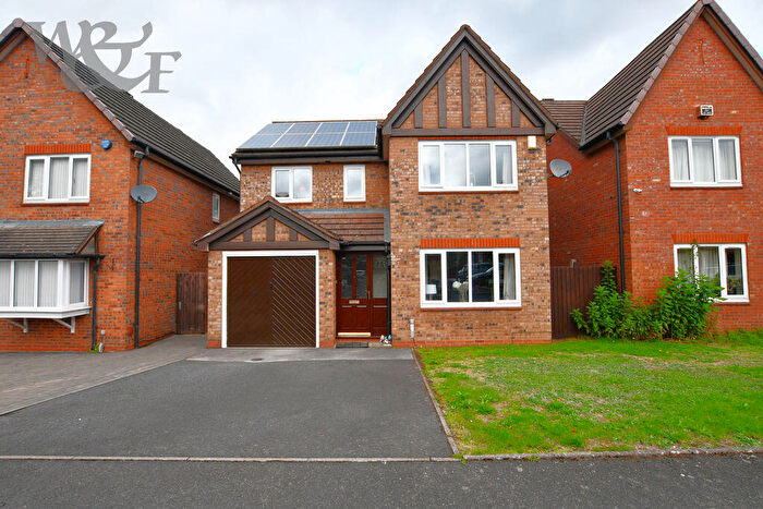 4 Bedroom Detached House For Sale In The Limes, Erdington, Birmingham, B24