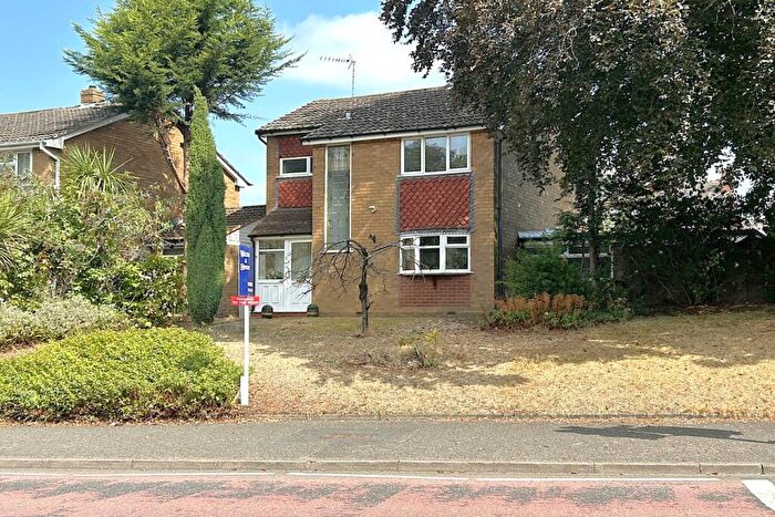 3 Bedroom Detached House For Sale In Hagley Road, Stourbridge, DY8