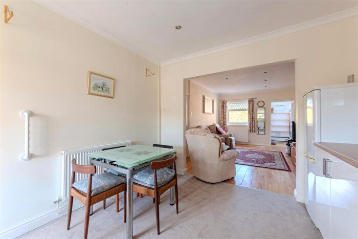2 Bedroom Bungalow For Sale In Pilton Vale, Newport, NP20