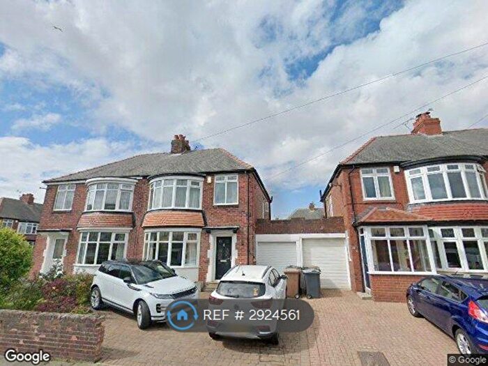 3 Bedroom Semi-Detached House To Rent In Sunlea Avenue, North Shields, NE30