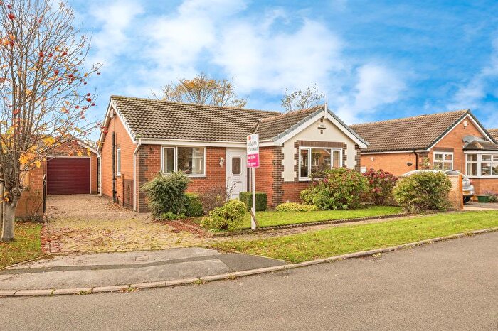 3 Bedroom Detached House For Sale In Moor Park Lane, Dewsbury, WF12