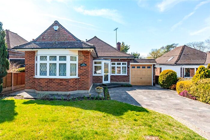 3 Bedroom Bungalow For Sale In Stapleford Road, Stapleford Abbotts, Romford, Essex, RM4