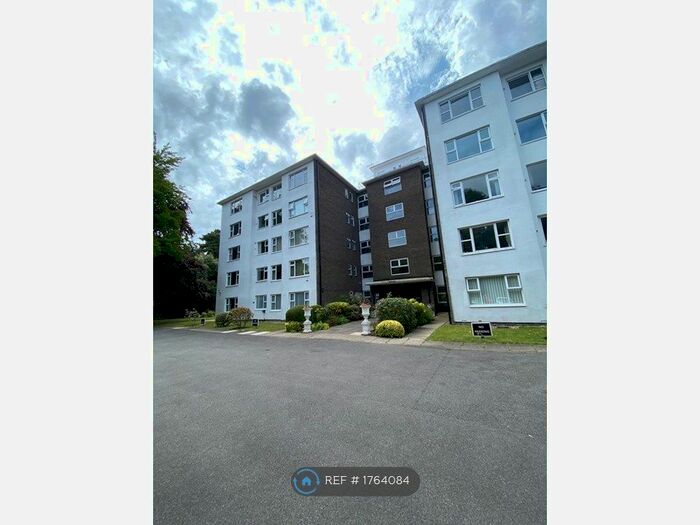 2 Bedroom Flat To Rent In Ashton Court, Poole, BH13