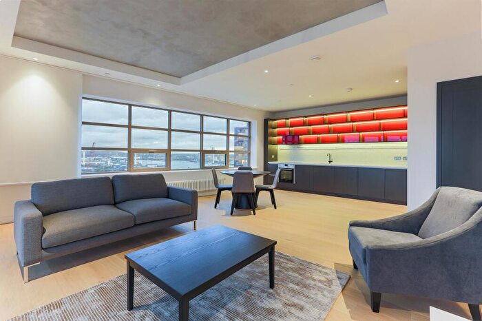 2 Bedroom Apartment For Sale In Kent Building, London City Island, E14