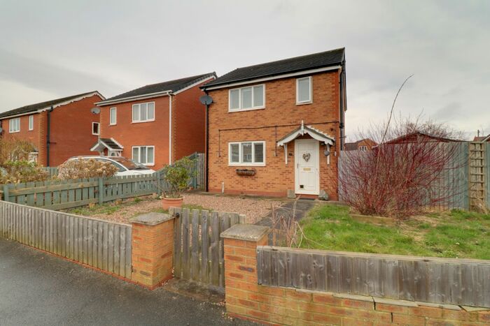 3 Bedroom Detached House For Sale In Gleneagles Crescent, New Holland, Barrow-upon-Humber, DN19