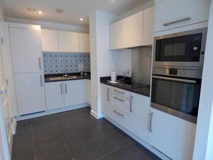 1 Bedroom Flat To Rent In Hierro Court, Bermuda Way, London, E1
