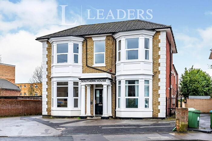 1 Bedroom Flat To Rent In Southern House, Shirley Road, SO15