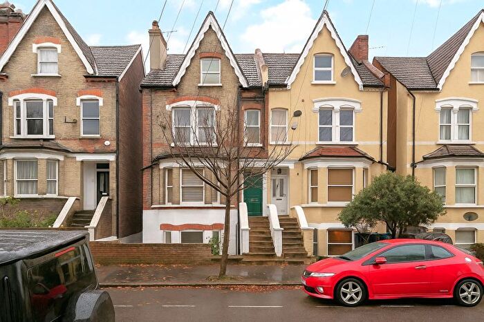 1 Bedroom Flat For Sale In Heathfield Road, South Croydon, CR0