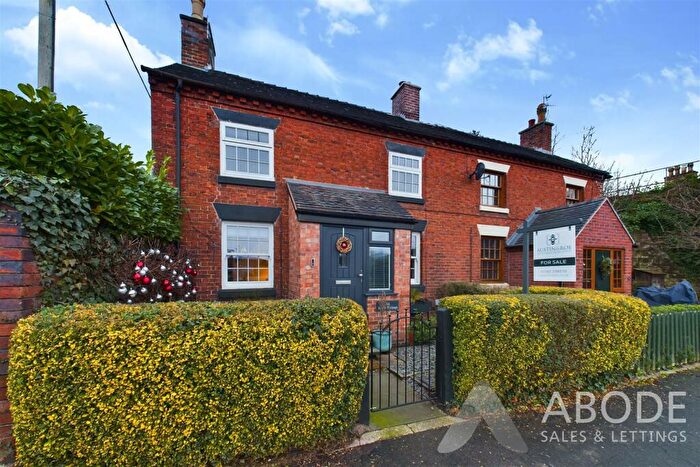 2 Bedroom Cottage For Sale In Newcastle Road, Stone, Staffordshire, ST15