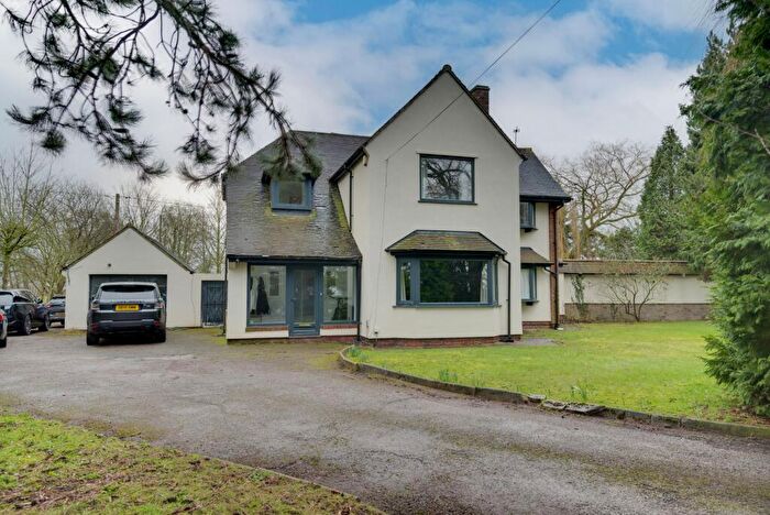 5 Bedroom Detached House For Sale In Sandbach Road, Wall Hill, CW12