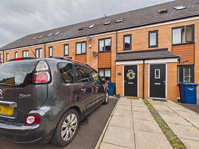 3 Bedroom Terraced House For Sale In St. Michael's Vale, Hebburn, Tyne And Wear, NE31