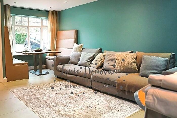 4 Bedroom Property To Rent In Old School Road, Uxbridge, UB8