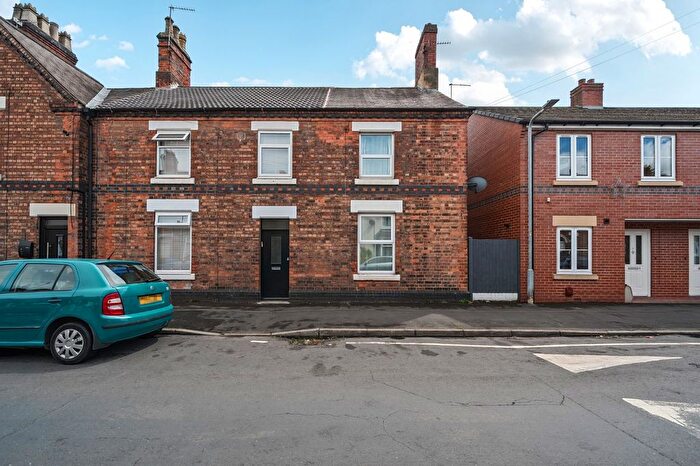 2 Bedroom End Of Terrace House For Sale In Grange Street, Burton-On-Trent, Staffordshire, DE14
