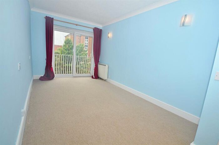 2 Bedroom Flat For Sale In Homewater House, Upper High Street, Epsom, KT17