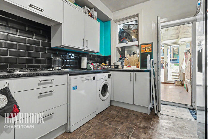 2 Bedroom Terraced House For Sale In Addison Road, Sheffield, S5