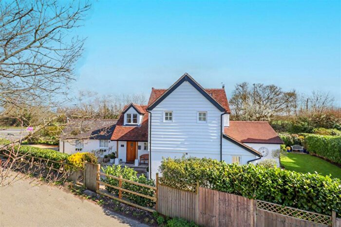 4 Bedroom Detached House For Sale In Mill Corner, North Warnborough, RG29