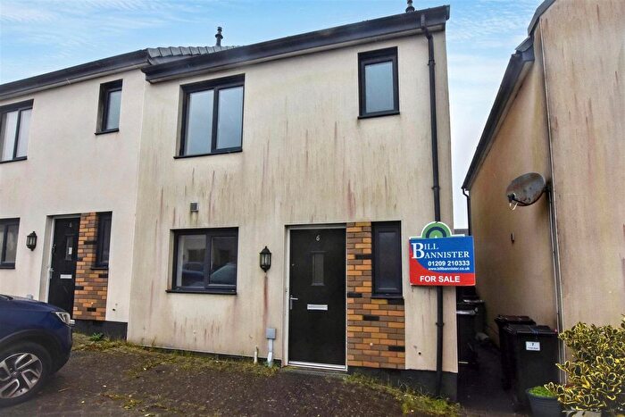 3 Bedroom Semi-detached House For Sale In Hull Road, Camborne, TR14