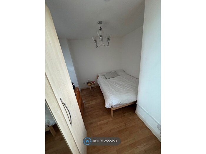 1 Bedroom Flat To Rent In Northampton House, Northampton, NN1