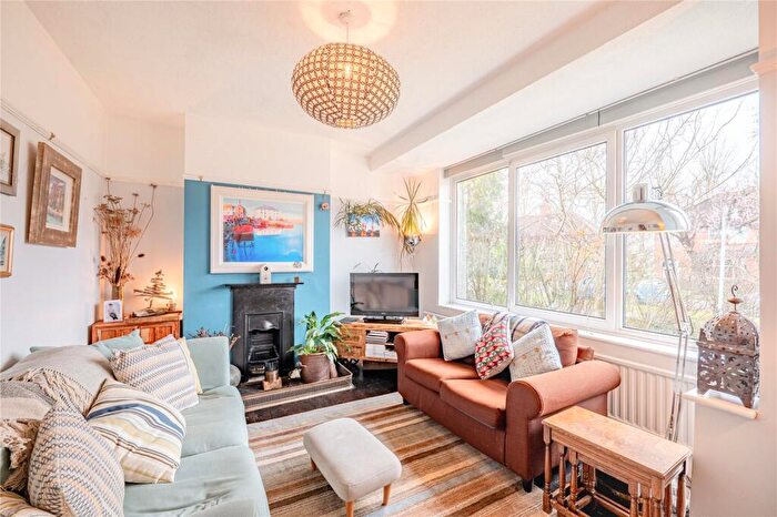 4 Bedroom Semi-Detached House For Sale In Clarendon Avenue, Trowbridge, BA14