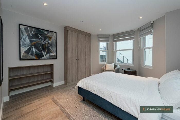 2 Bedroom Flat To Rent In Elsham Road, Brook Green, W14