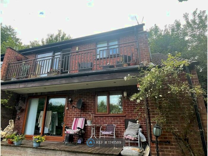 2 Bedroom Maisonette To Rent In Beaulieu Close, Kidderminster, DY11