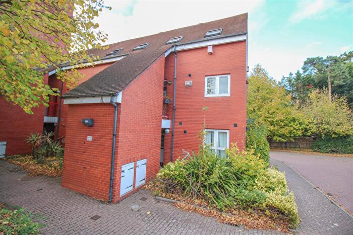1 Bedroom Apartment For Sale In Netteswell Orchard, Harlow, CM20