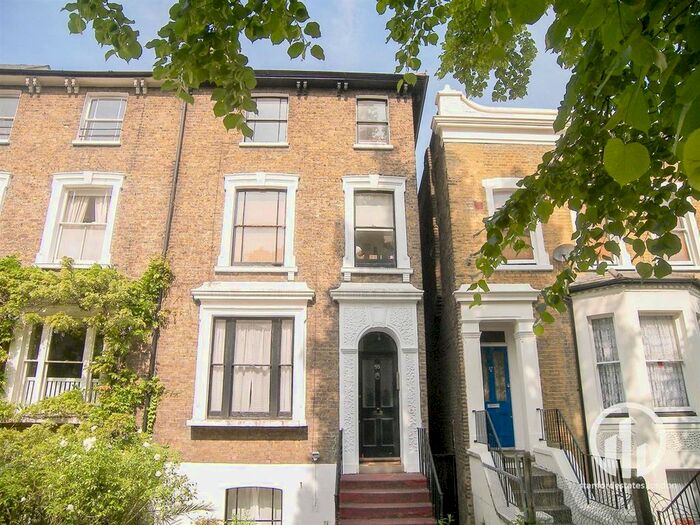 1 Bedroom Flat To Rent In Devonshire Road, Forest Hill, SE23