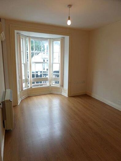 1 Bedroom Flat To Rent In Bed St Floor Flat, Aberystwyth, SY23