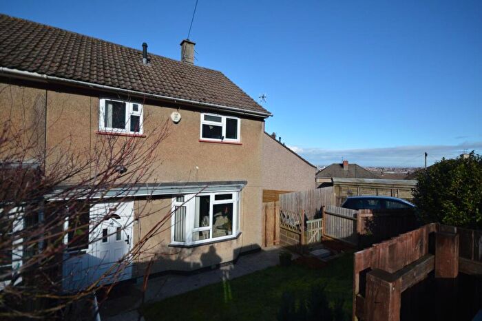 3 Bedroom Semi Detached House For Sale In Newland Walk, Bristol, BS13