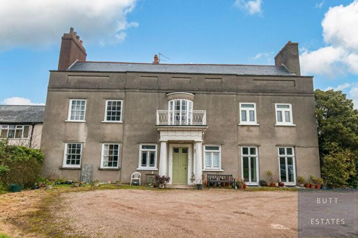 2 Bedroom Apartment For Sale In The Villa, Exeter, EX2