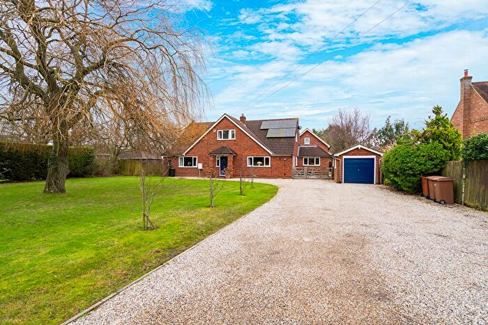 7 Bedroom Detached House For Sale In Hillcrest Farm, Stock Road, Stock, CM4