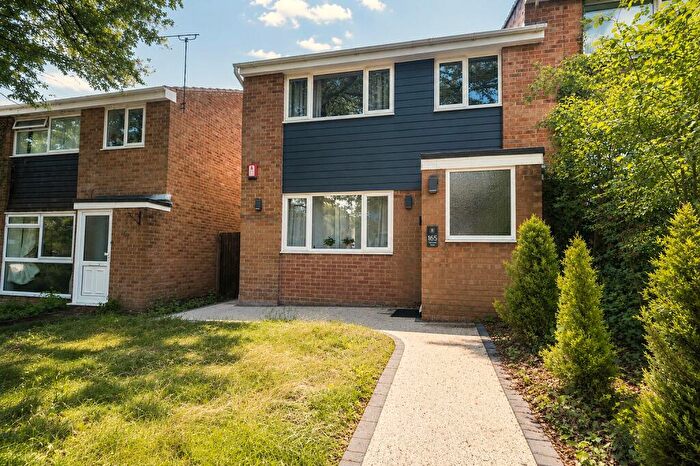 3 Bedroom End Of Terrace House For Sale In Lordswood, Southampton, SO16