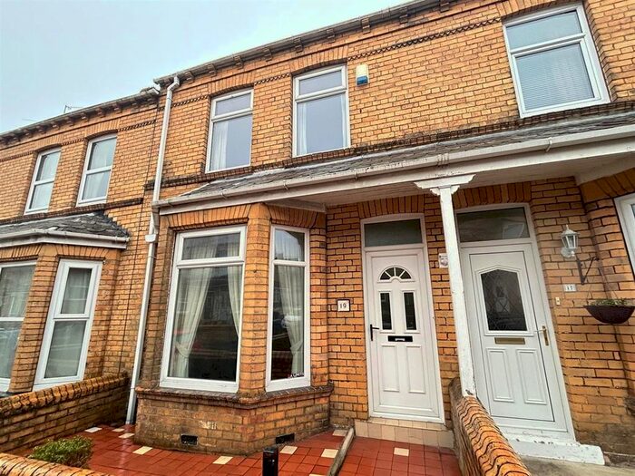 2 Bedroom Terraced House To Rent In Mayville Avenue, Scarborough, YO12
