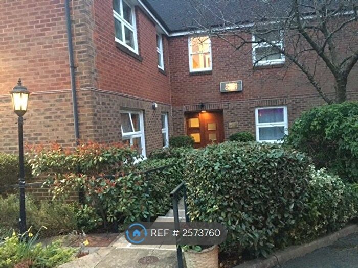 2 Bedroom Flat To Rent In Orion Court, Edgware, HA8