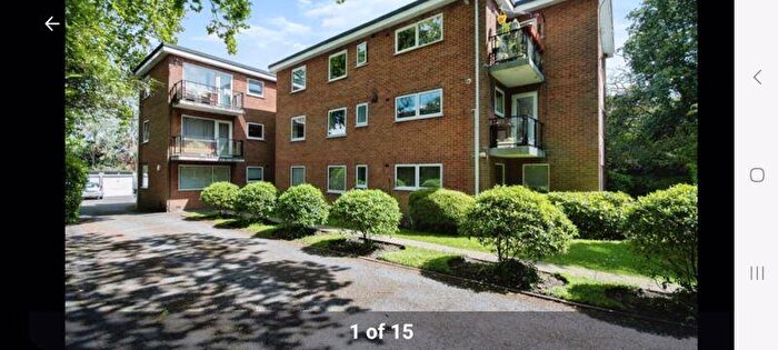 2 Bedroom Apartment To Rent In Spacious Two Bedroom Flat - Charminster - £. Pcm, BH8