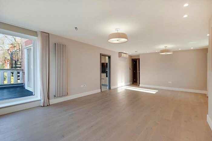 2 Bedroom Apartment To Rent In Fitzjohn's Avenue, Hampstead, London, NW3