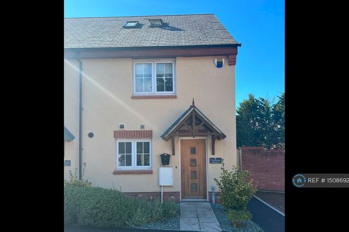 3 Bedroom Semi-Detached House To Rent In Ellacombe Meadows, Exeter, EX3