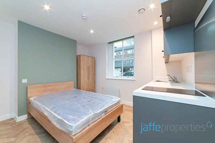 Studio To Rent In Munden Street, London, W14