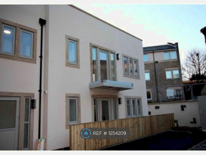 1 Bedroom Flat To Rent In The Old Cornmill, Horsforth, Leeds LS18