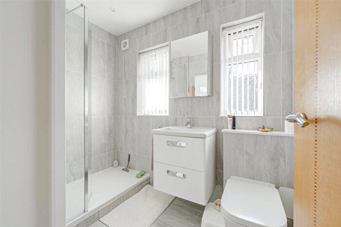2 Bedroom Bungalow For Sale In Ivydore Avenue, Worthing, West Sussex, BN13