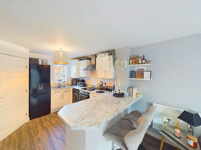 2 Bedroom End Of Terrace House To Rent In Plumb Walk, Pocklington, York, YO42